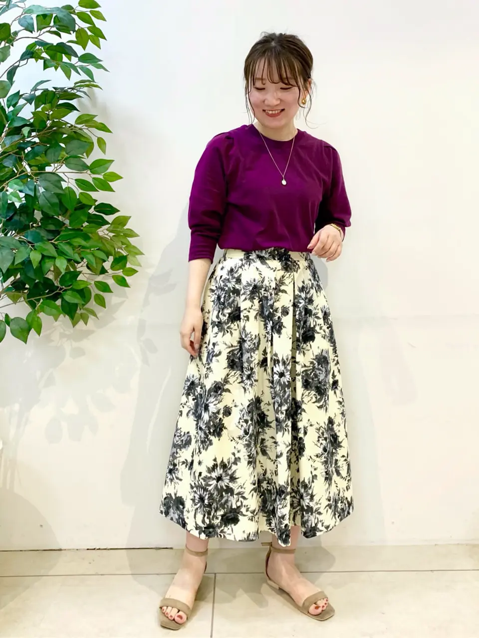 組曲 石井 コーディネート画像