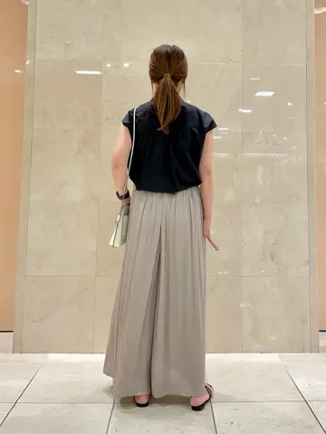 組曲 井上 コーディネート画像