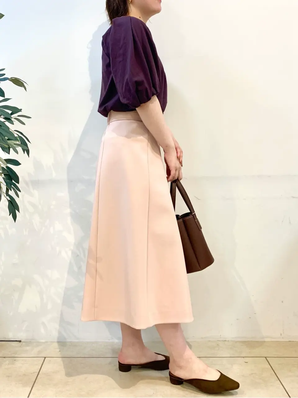 組曲 石井 コーディネート画像