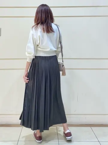 組曲 Kanako コーディネート画像