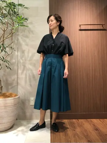 組曲 スタッフ コーディネート画像