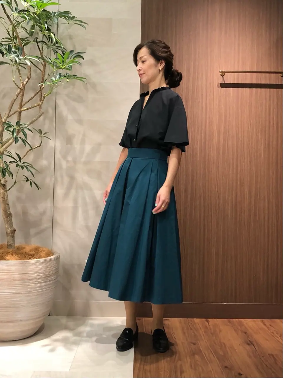 組曲 スタッフ コーディネート画像