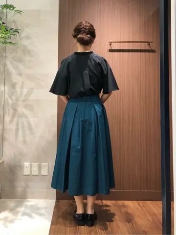 組曲 スタッフ コーディネート画像