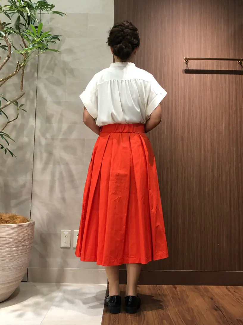 組曲 スタッフ コーディネート画像