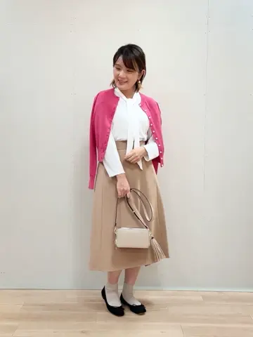 組曲 宮本 コーディネート画像