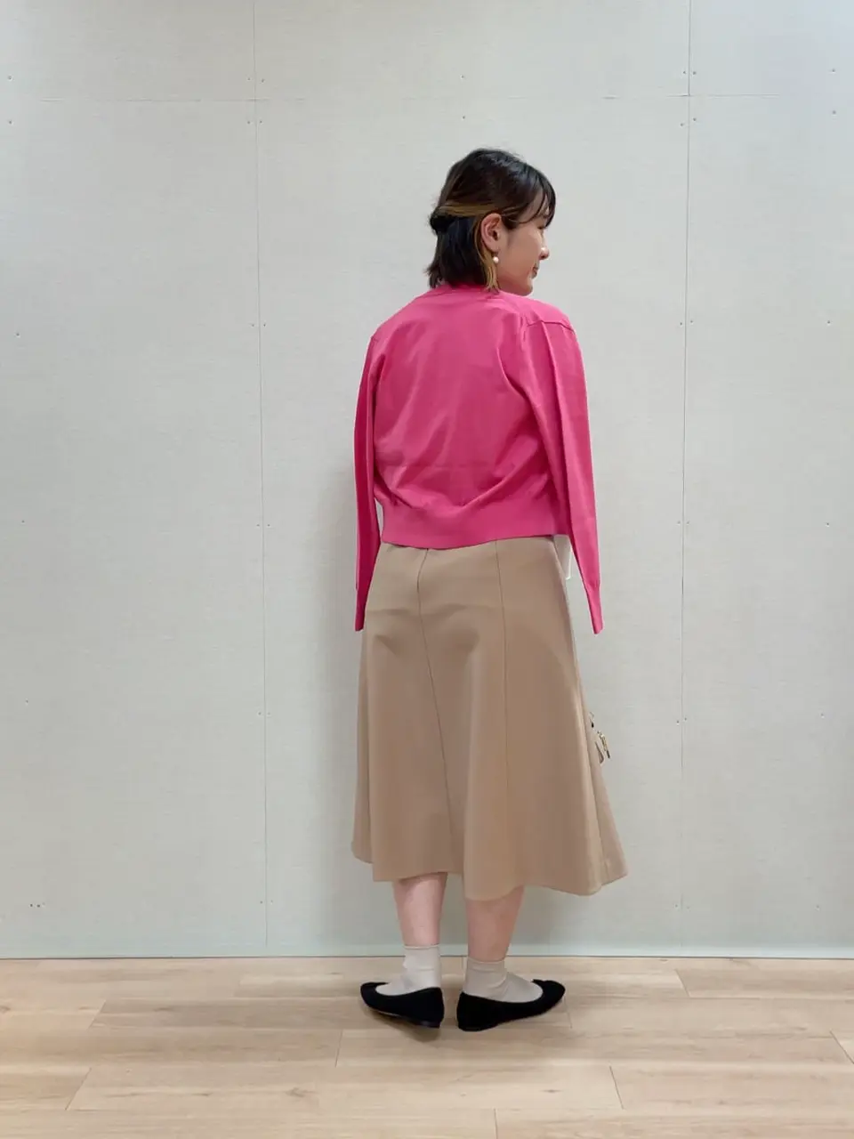 組曲 宮本 コーディネート画像