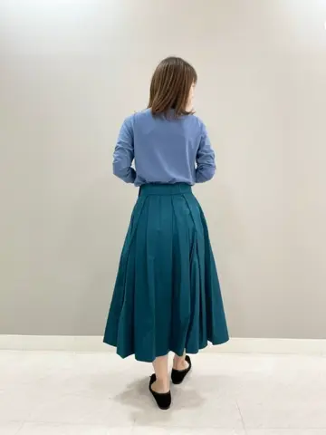 組曲 スタッフ コーディネート画像