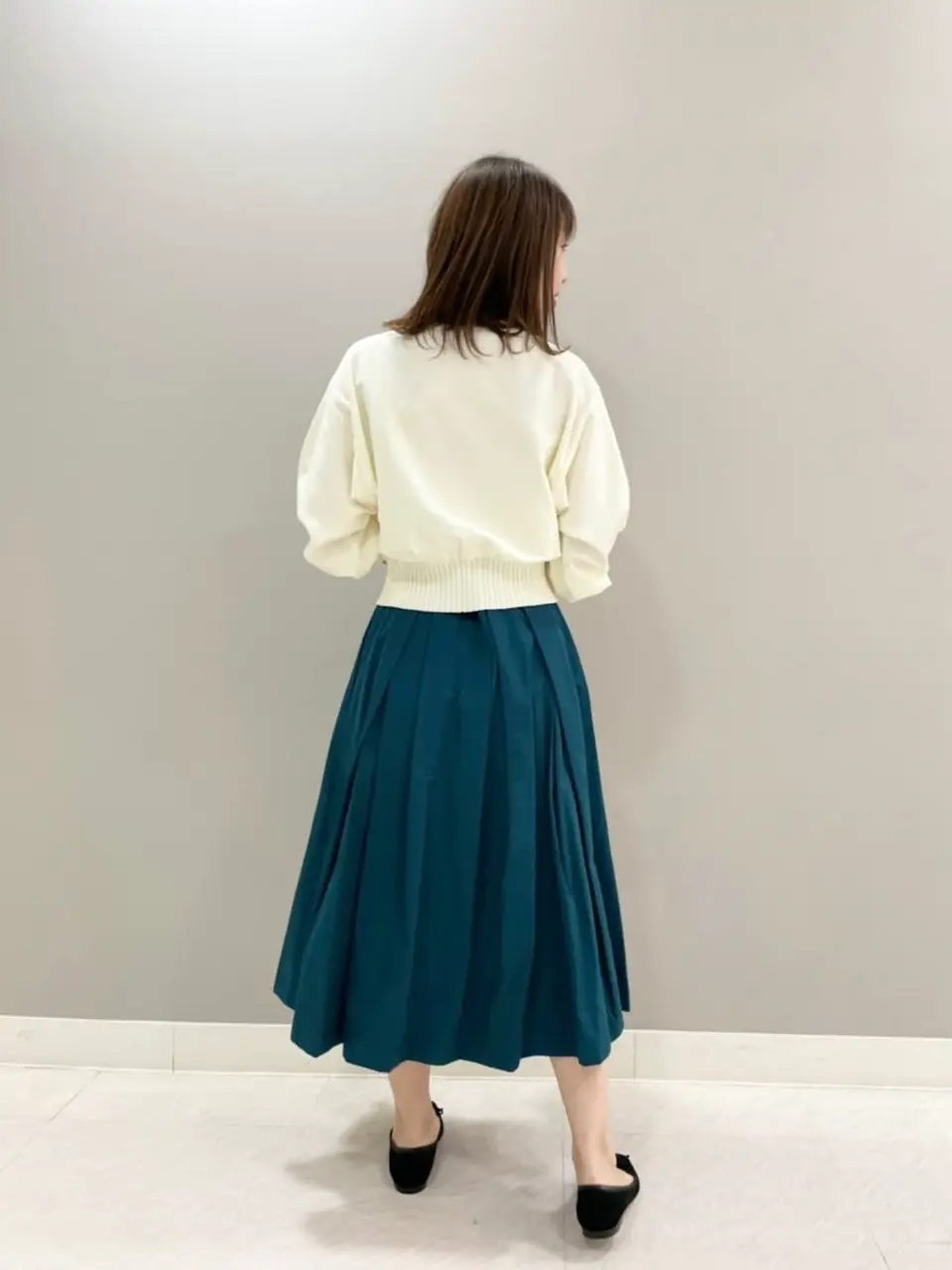 組曲 スタッフ コーディネート画像