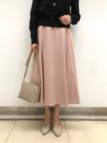 組曲 スタッフ コーディネート画像