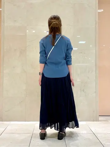 組曲 井上 コーディネート画像