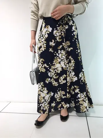 組曲 スタッフ コーディネート画像