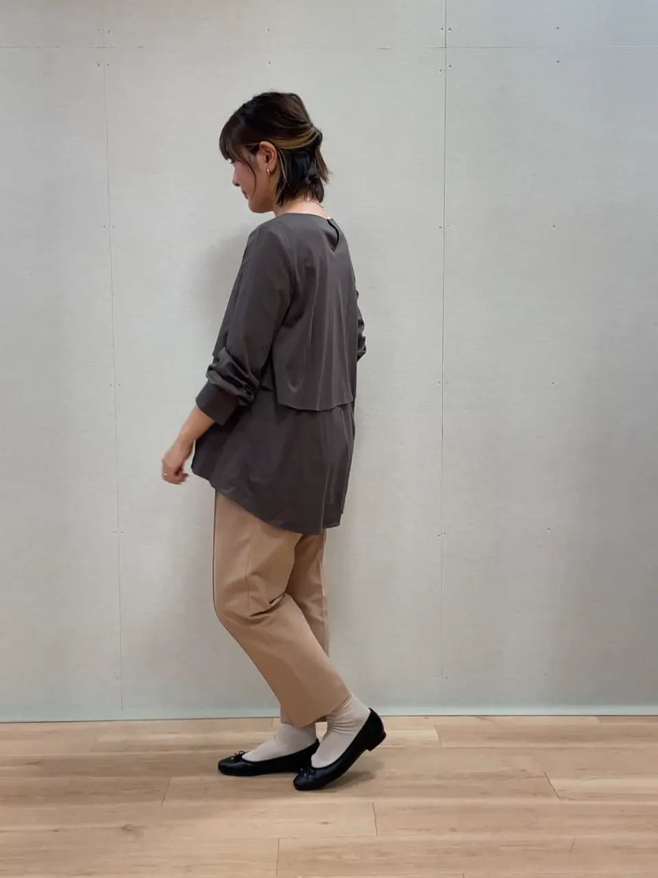 組曲 宮本 コーディネート画像