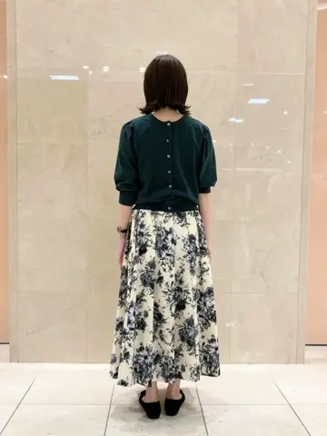 組曲 井上 コーディネート画像