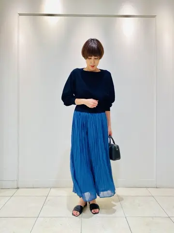 組曲 冨樫 コーディネート画像