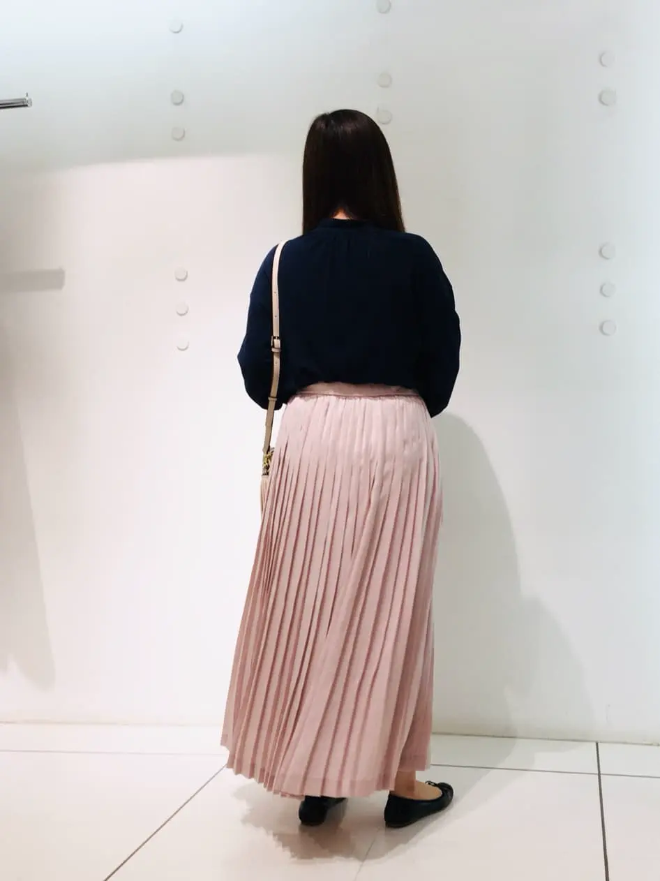 組曲 スタッフ コーディネート画像