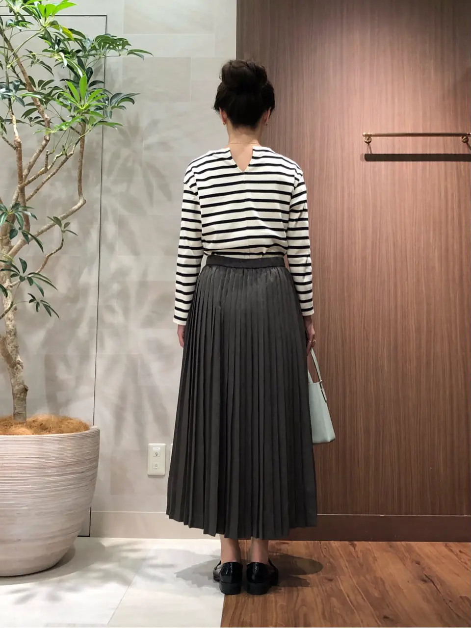 組曲 スタッフ コーディネート画像