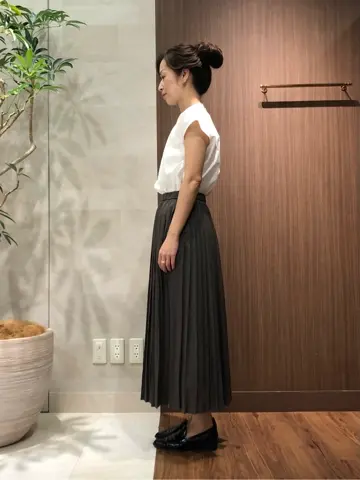 組曲 スタッフ コーディネート画像