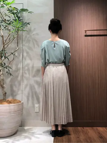 組曲 スタッフ コーディネート画像