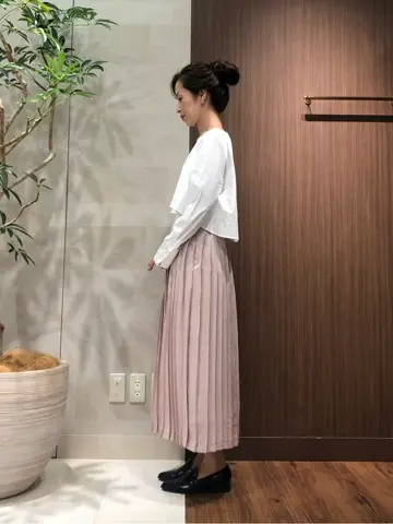 組曲 スタッフ コーディネート画像