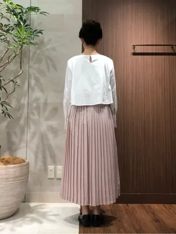 組曲 スタッフ コーディネート画像