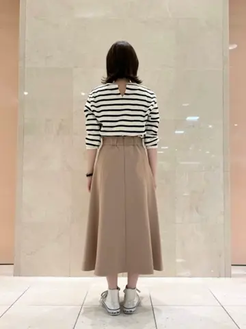 組曲 井上 コーディネート画像