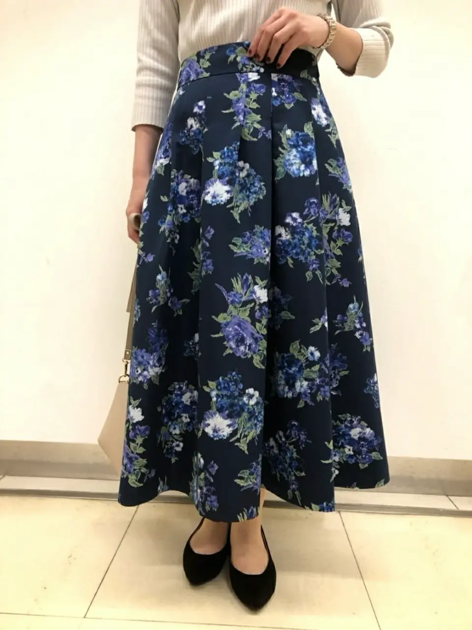 組曲 福田 コーディネート画像