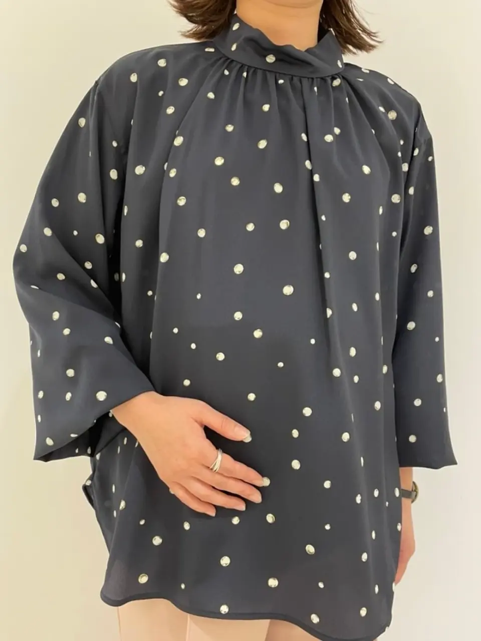 組曲 井上 コーディネート画像