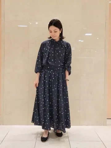 組曲 井上 コーディネート画像