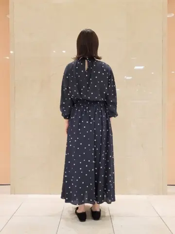 組曲 井上 コーディネート画像