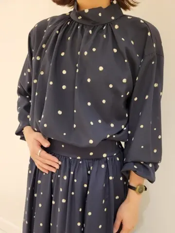 組曲 井上 コーディネート画像