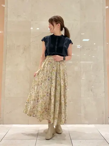 組曲 井上 コーディネート画像