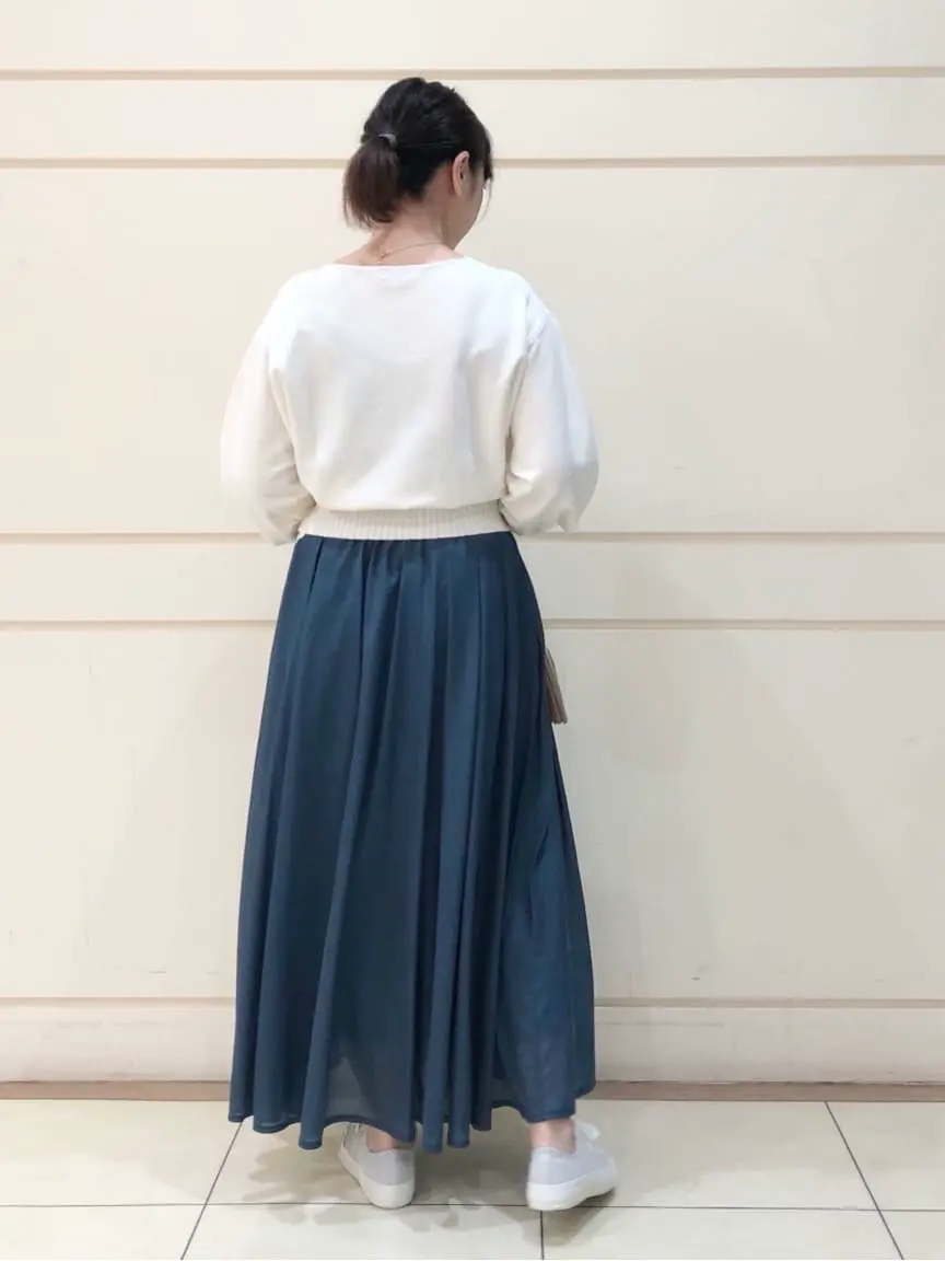 組曲 SAKAI コーディネート画像