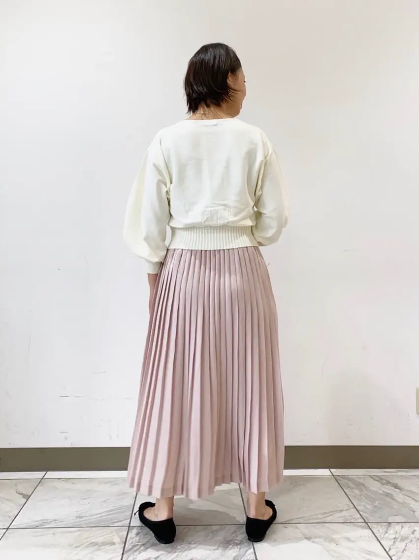 組曲 スタッフ コーディネート画像