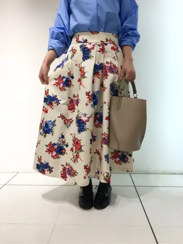 組曲 スタッフ コーディネート画像