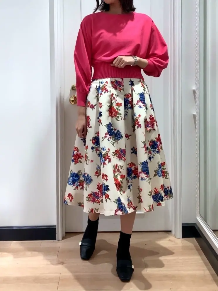 組曲 スタッフ コーディネート画像