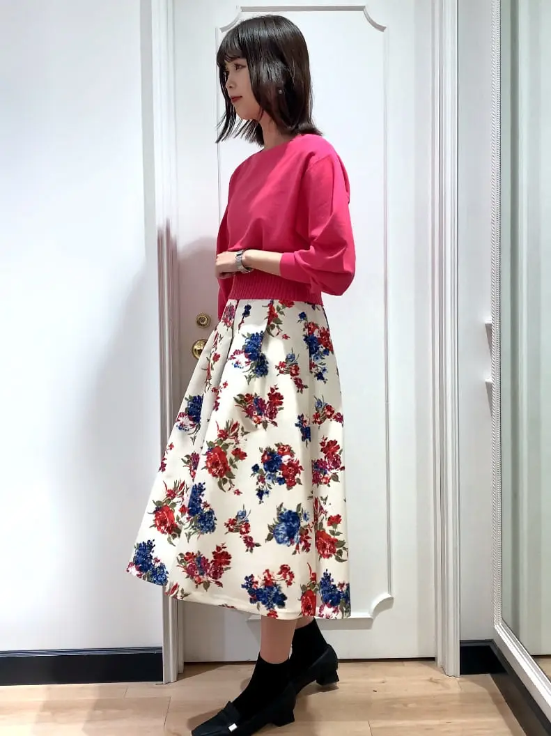 組曲 スタッフ コーディネート画像