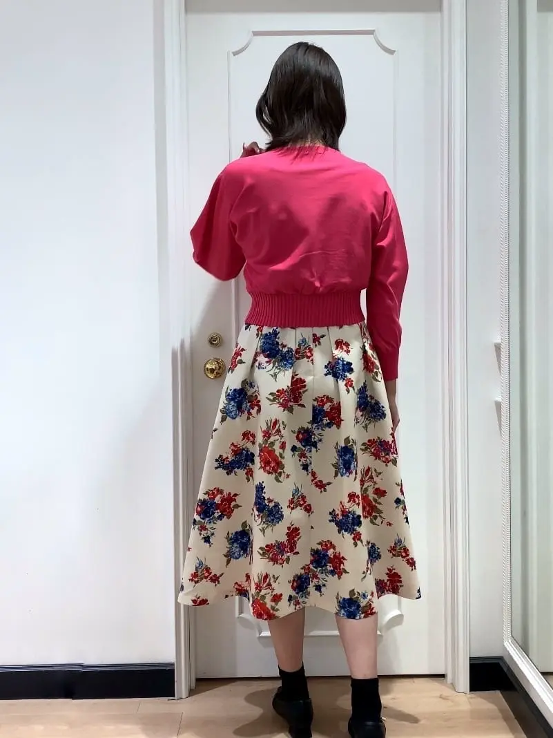 組曲 スタッフ コーディネート画像