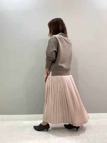 組曲 KATO コーディネート画像