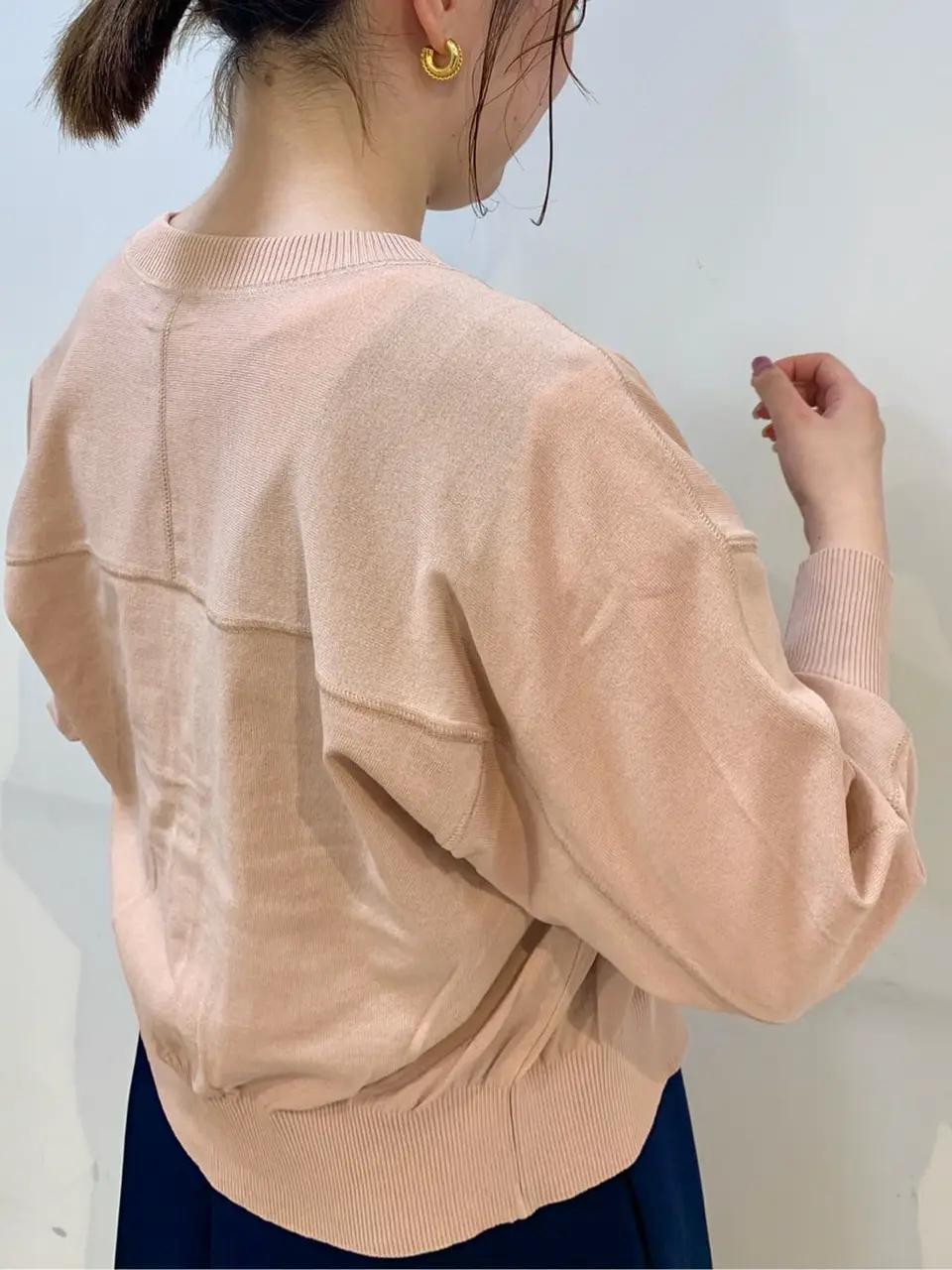 組曲 石井 コーディネート画像