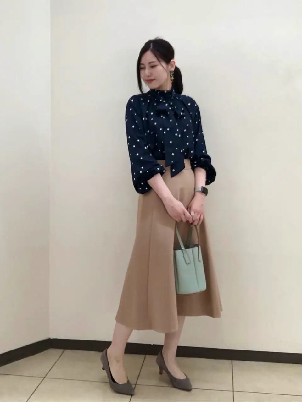 組曲 岩田 コーディネート画像