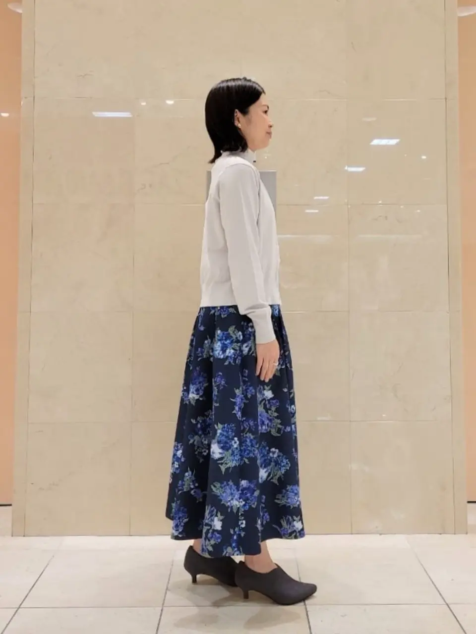 組曲 井上 コーディネート画像