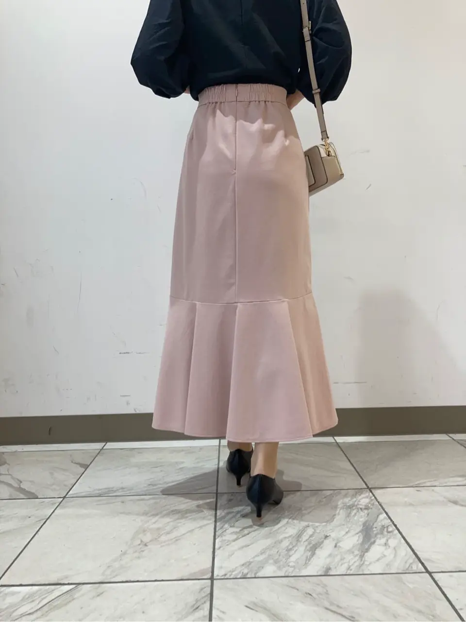 組曲 スタッフ コーディネート画像