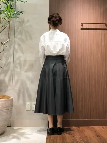 組曲 スタッフ コーディネート画像