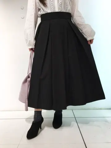 組曲 スタッフ コーディネート画像