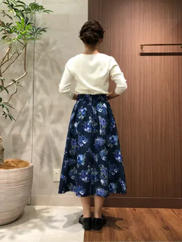 組曲 スタッフ コーディネート画像