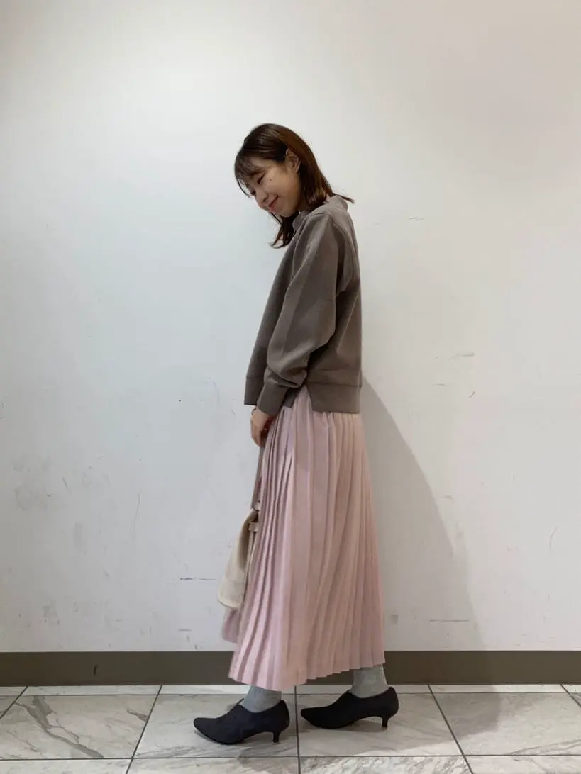 組曲 スタッフ コーディネート画像