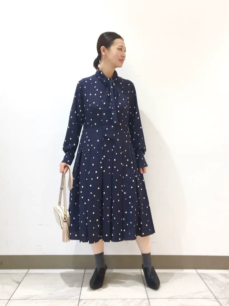 組曲 スタッフ コーディネート画像