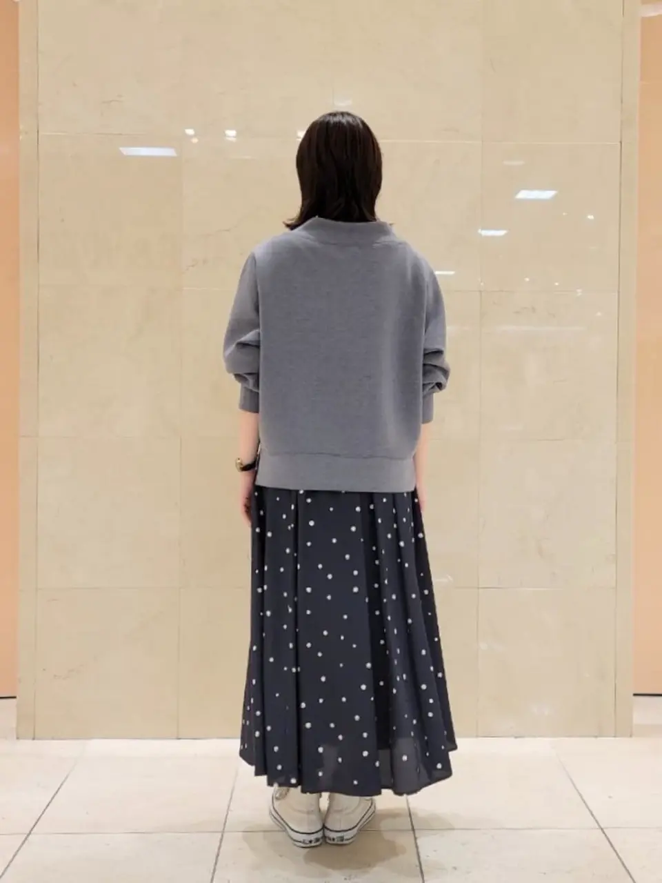 組曲 井上 コーディネート画像