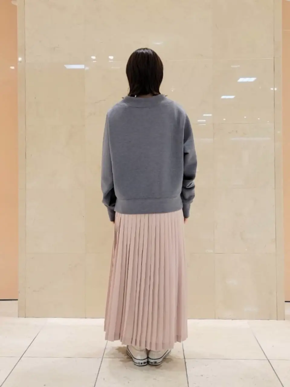 組曲 井上 コーディネート画像