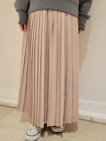 組曲 井上 コーディネート画像